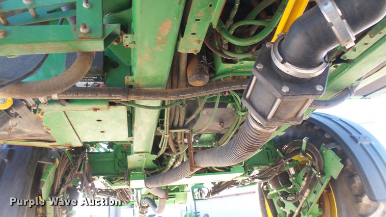 image for item DC1976 2013 John Deere 4940 self-propelled applicator