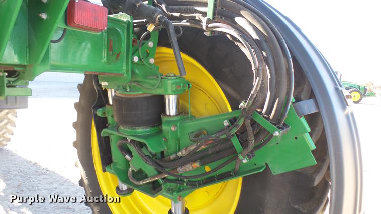 image for item DC1976 2013 John Deere 4940 self-propelled applicator