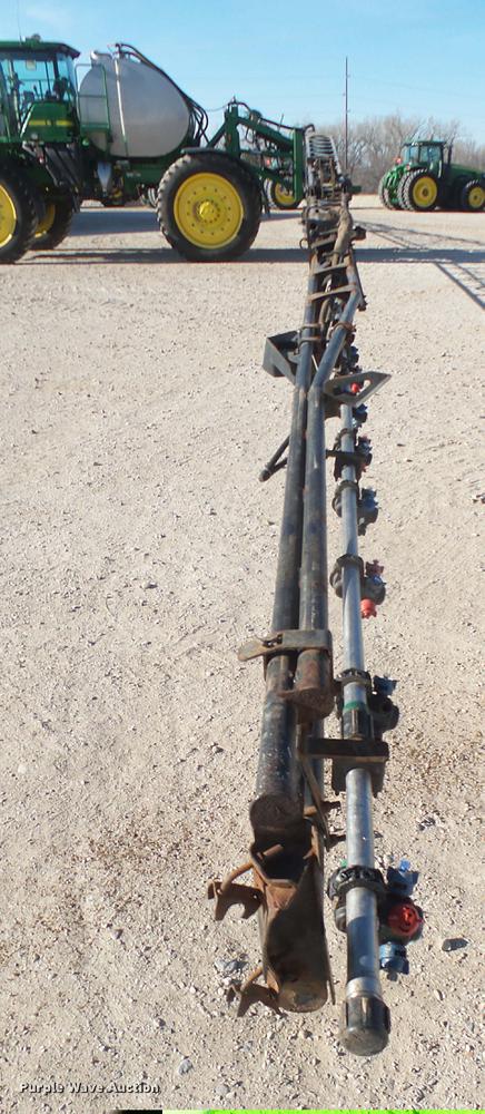 image for item DC1976 2013 John Deere 4940 self-propelled applicator