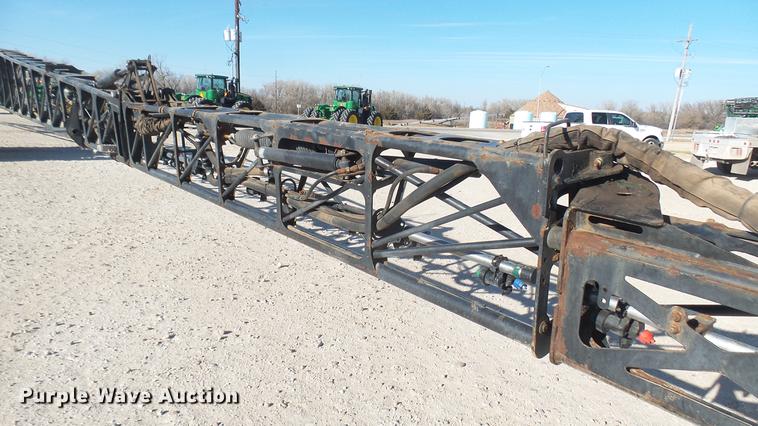 image for item DC1976 2013 John Deere 4940 self-propelled applicator