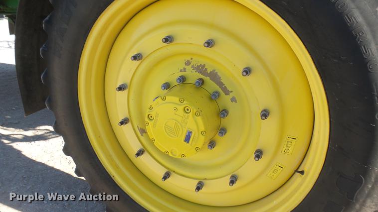 image for item DC1976 2013 John Deere 4940 self-propelled applicator