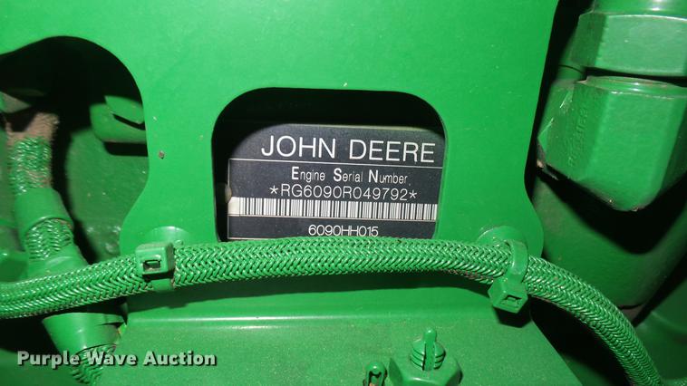 image for item DC1977 2013 John Deere S670 STS combine