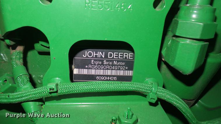 image for item DC1977 2013 John Deere S670 STS combine