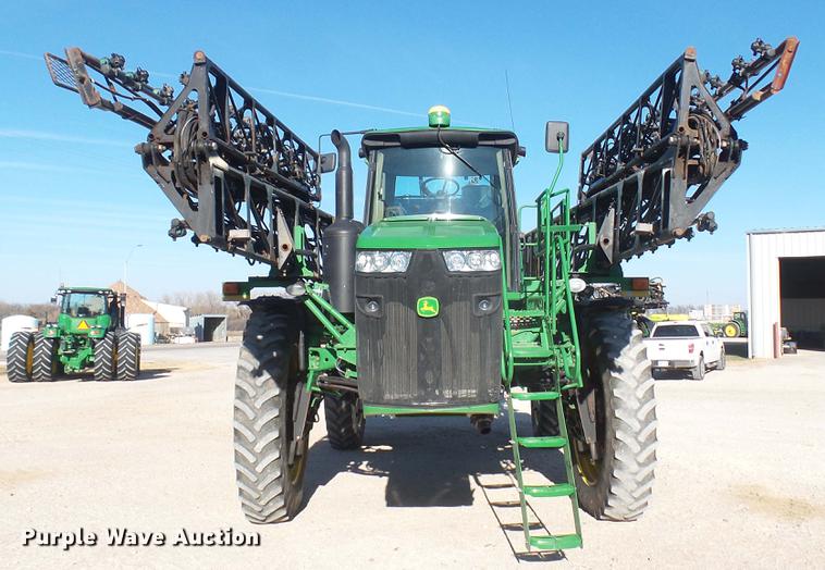 image for item DC1978 2013 John Deere 4940 self-propelled applicator