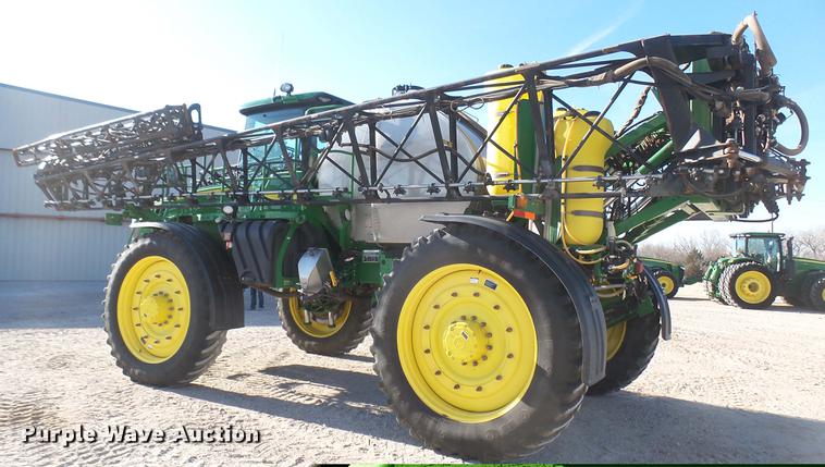 image for item DC1978 2013 John Deere 4940 self-propelled applicator