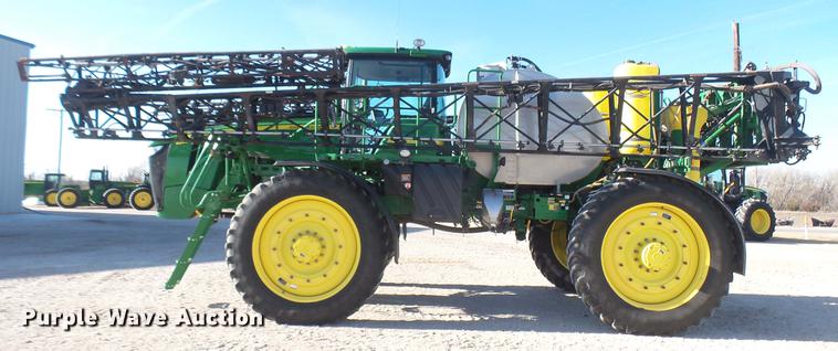 image for item DC1978 2013 John Deere 4940 self-propelled applicator