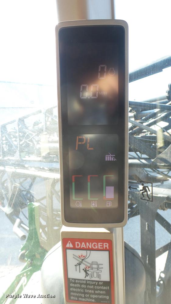 image for item DC1978 2013 John Deere 4940 self-propelled applicator