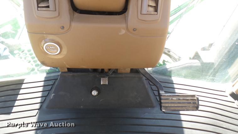 image for item DC1978 2013 John Deere 4940 self-propelled applicator