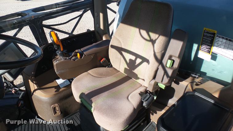 image for item DC1978 2013 John Deere 4940 self-propelled applicator