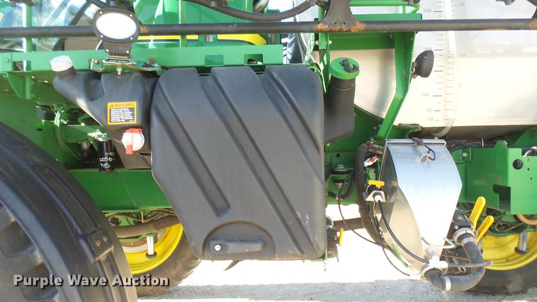 image for item DC1978 2013 John Deere 4940 self-propelled applicator