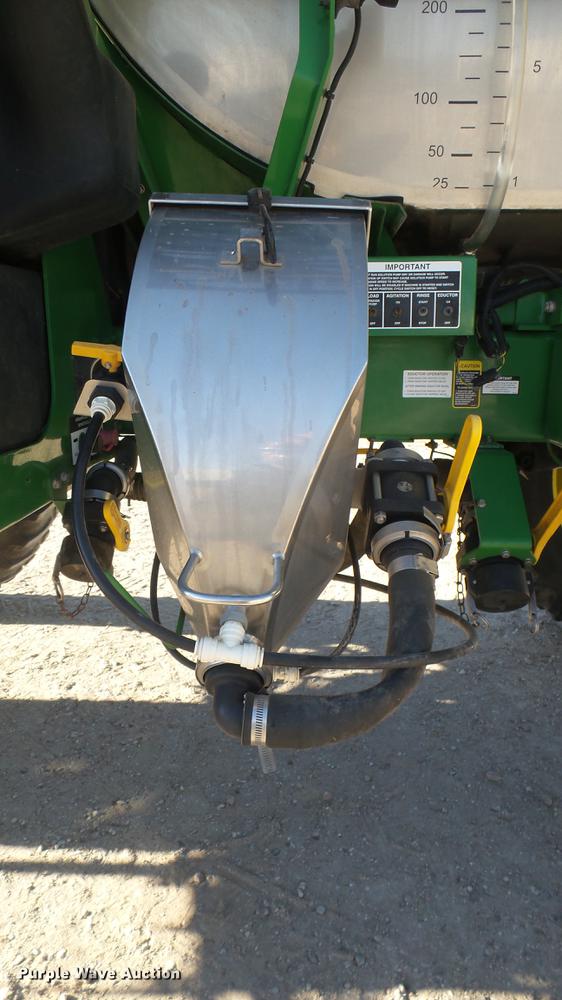 image for item DC1978 2013 John Deere 4940 self-propelled applicator