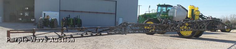 image for item DC1978 2013 John Deere 4940 self-propelled applicator