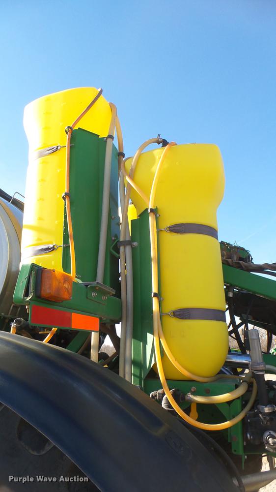 image for item DC1978 2013 John Deere 4940 self-propelled applicator