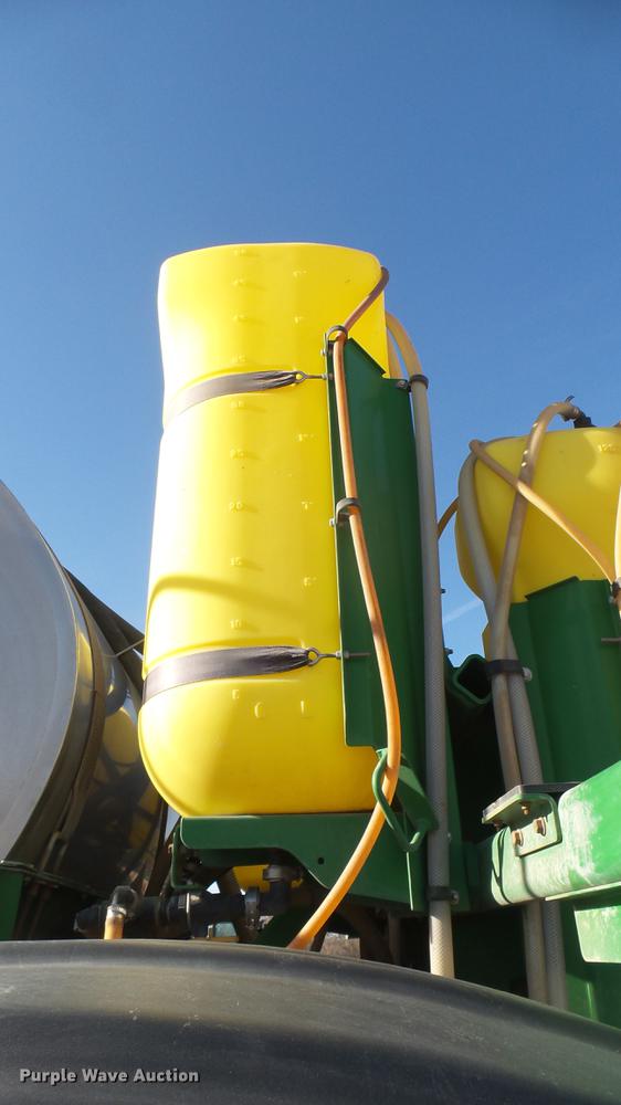 image for item DC1978 2013 John Deere 4940 self-propelled applicator