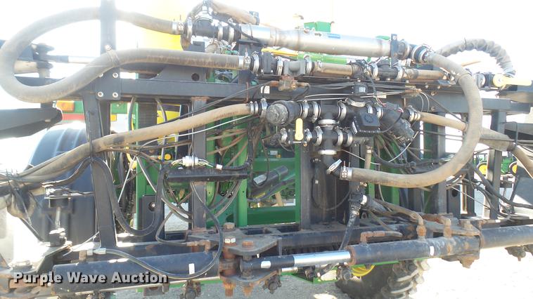 image for item DC1978 2013 John Deere 4940 self-propelled applicator