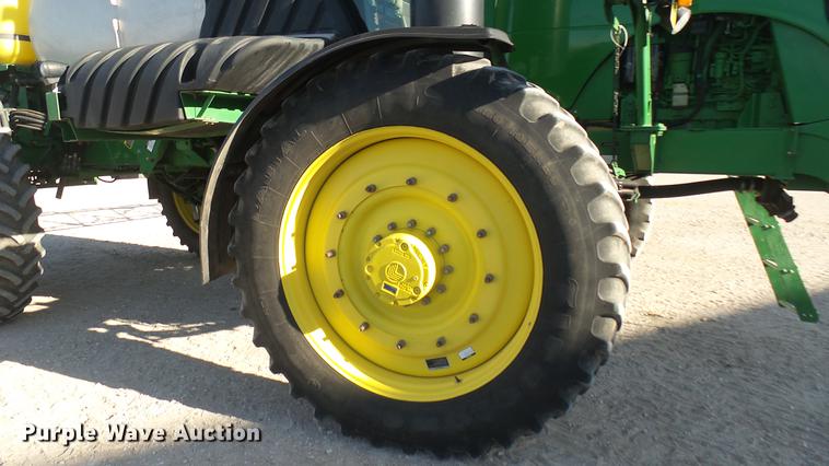 image for item DC1978 2013 John Deere 4940 self-propelled applicator
