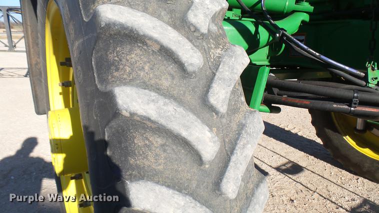 image for item DC1978 2013 John Deere 4940 self-propelled applicator