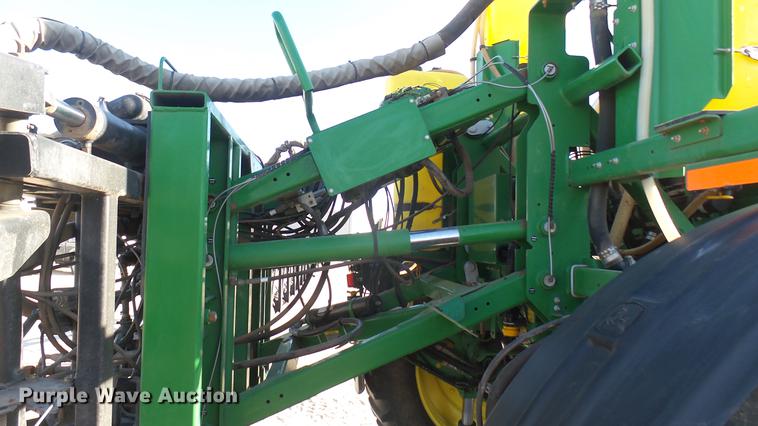 image for item DC1978 2013 John Deere 4940 self-propelled applicator