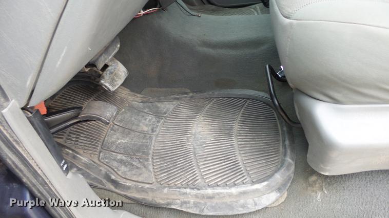 image for item DC2350 2007 Ford F350 Super Duty XLT flatbed pickup truck