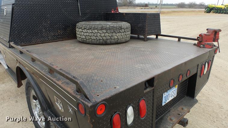 image for item DC2350 2007 Ford F350 Super Duty XLT flatbed pickup truck