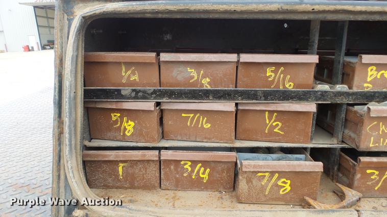 image for item DC2350 2007 Ford F350 Super Duty XLT flatbed pickup truck