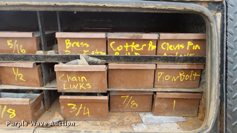 image for item DC2350 2007 Ford F350 Super Duty XLT flatbed pickup truck