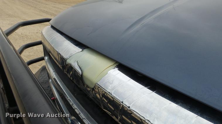 image for item DC2350 2007 Ford F350 Super Duty XLT flatbed pickup truck