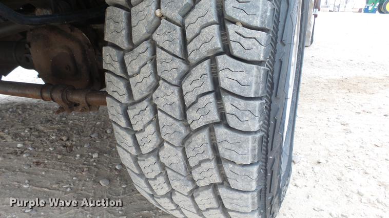 image for item DC2350 2007 Ford F350 Super Duty XLT flatbed pickup truck