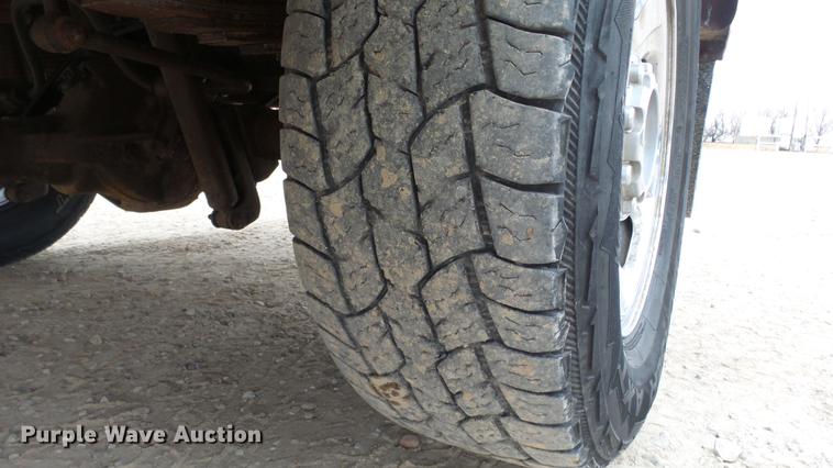 image for item DC2350 2007 Ford F350 Super Duty XLT flatbed pickup truck