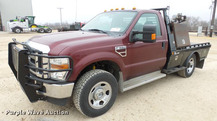 image for item DC2352 2008 Ford F350 XLT flatbed pickup truck
