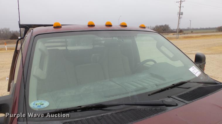 image for item DC2352 2008 Ford F350 XLT flatbed pickup truck