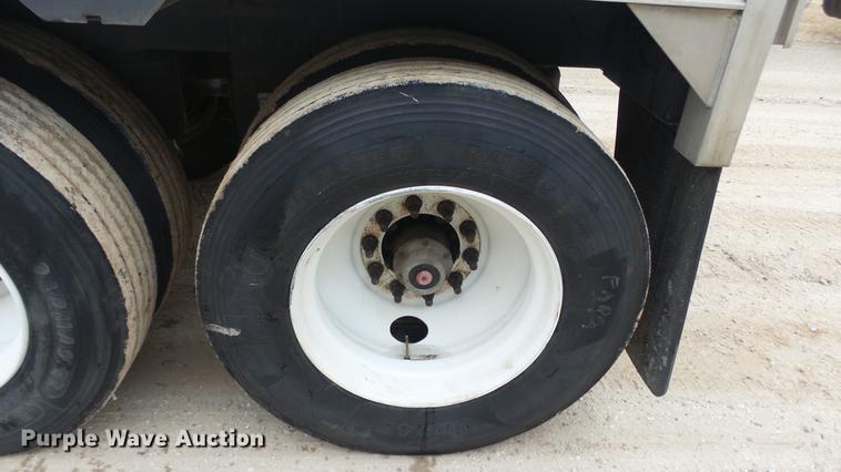 image for item DC2354 2015 Timpte double hopper bottom grain trailer