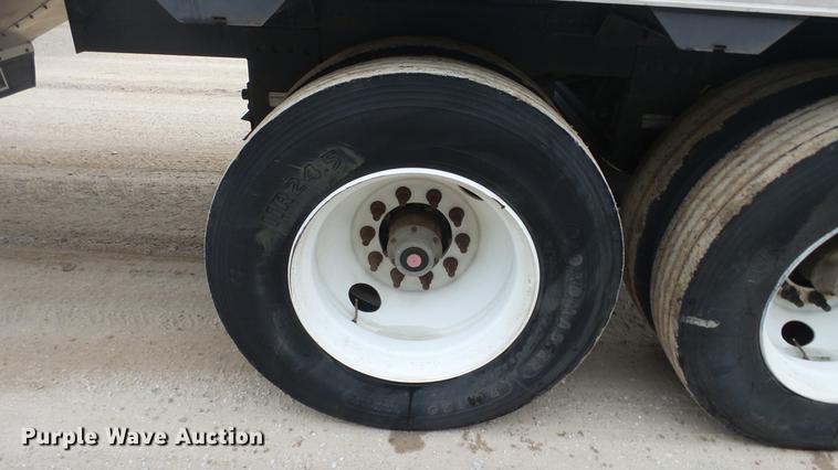 image for item DC2354 2015 Timpte double hopper bottom grain trailer