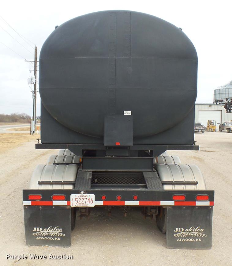 image for item DC2359 2013 Skiles Industries Pit Stop nurse tank tender trailer