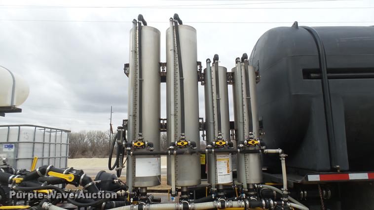 image for item DC2359 2013 Skiles Industries Pit Stop nurse tank tender trailer