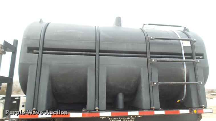 image for item DC2359 2013 Skiles Industries Pit Stop nurse tank tender trailer