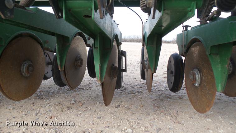 image for item DC2360 2011 Great Plains 3S-4000HD-4810 grain drill