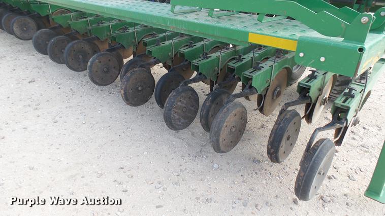 image for item DC2360 2011 Great Plains 3S-4000HD-4810 grain drill