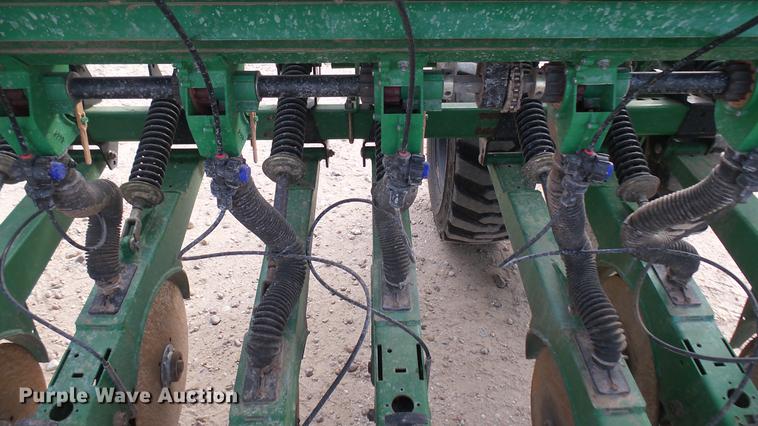 image for item DC2360 2011 Great Plains 3S-4000HD-4810 grain drill
