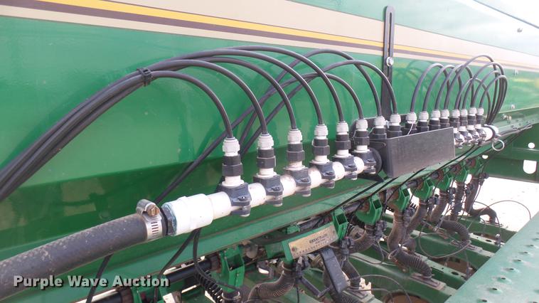 image for item DC2360 2011 Great Plains 3S-4000HD-4810 grain drill