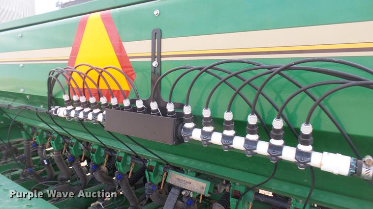 image for item DC2360 2011 Great Plains 3S-4000HD-4810 grain drill