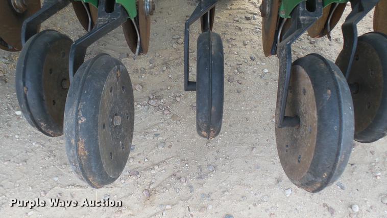 image for item DC2360 2011 Great Plains 3S-4000HD-4810 grain drill