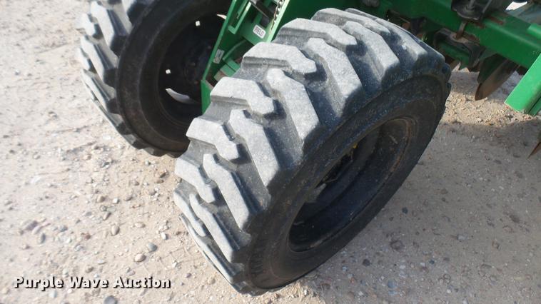 image for item DC2360 2011 Great Plains 3S-4000HD-4810 grain drill