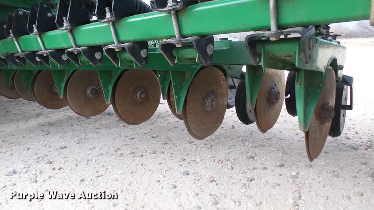 image for item DC2361 2011 Great Plains 3S-4000HD-4810 grain drill