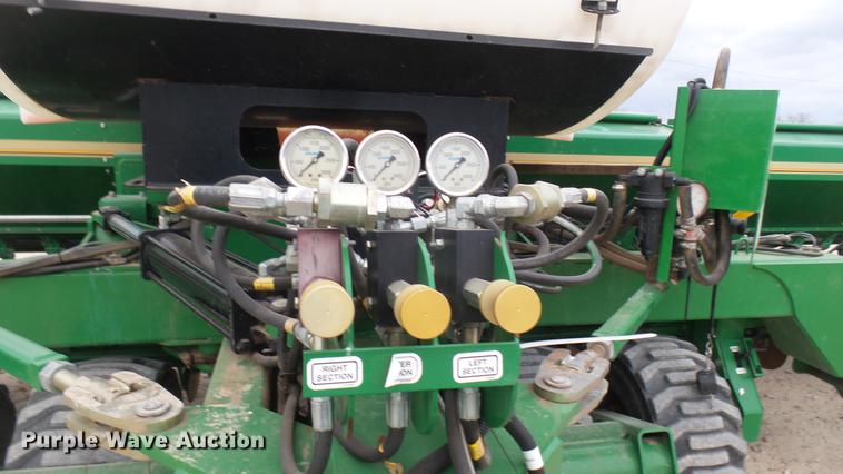 image for item DC2361 2011 Great Plains 3S-4000HD-4810 grain drill