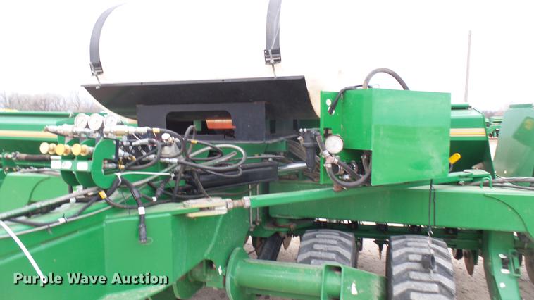 image for item DC2361 2011 Great Plains 3S-4000HD-4810 grain drill