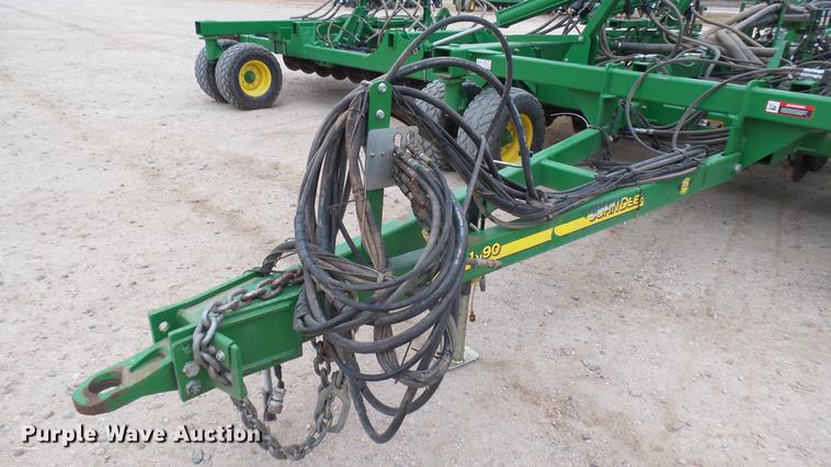 image for item DC2362 2014 John Deere 1890 air seeder
