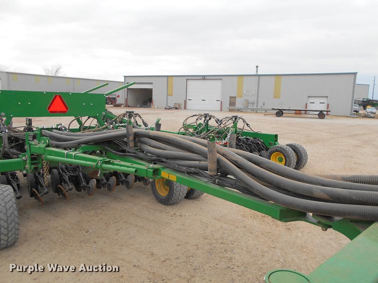 image for item DC2362 2014 John Deere 1890 air seeder