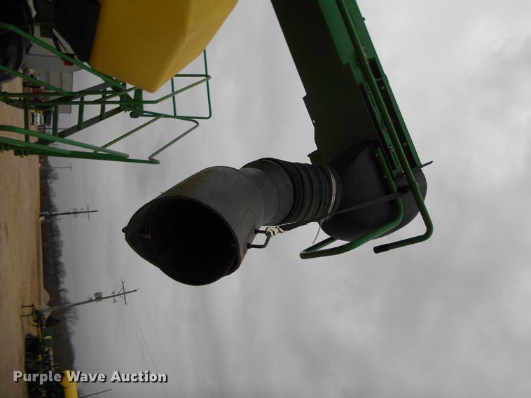 image for item DC2362 2014 John Deere 1890 air seeder