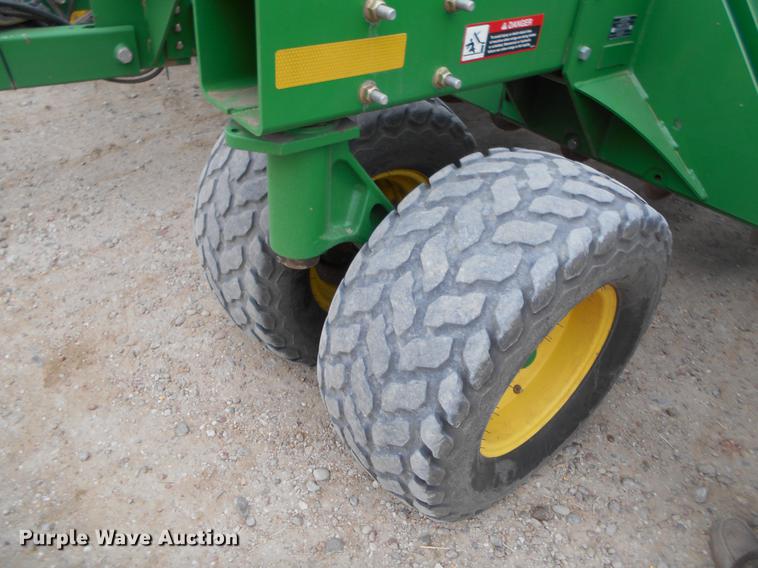 image for item DC2362 2014 John Deere 1890 air seeder